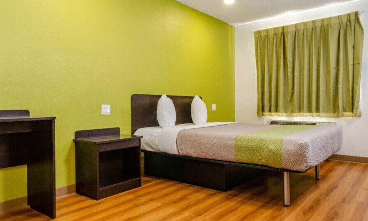 Raisin Apartment | 1 King Bed |Nsmk, Micfridge