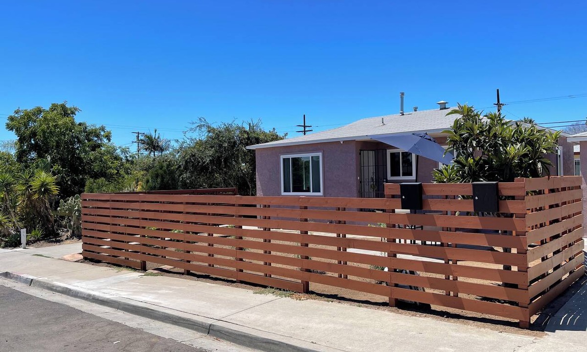 City Heights House | 10 Min to Downtown, tranquil 2 BR House with patio and deck, free parking