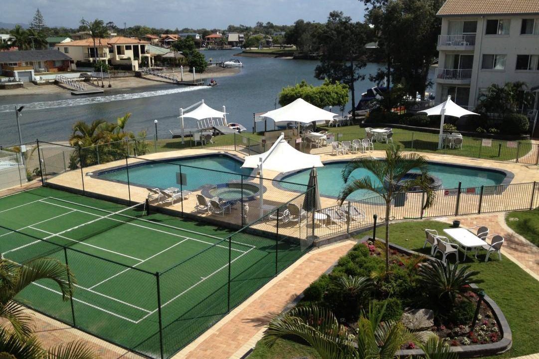 Biggera Waters Apartment | 100 m² Serviced apartment ∙ 3 bedrooms ∙ 6 guests