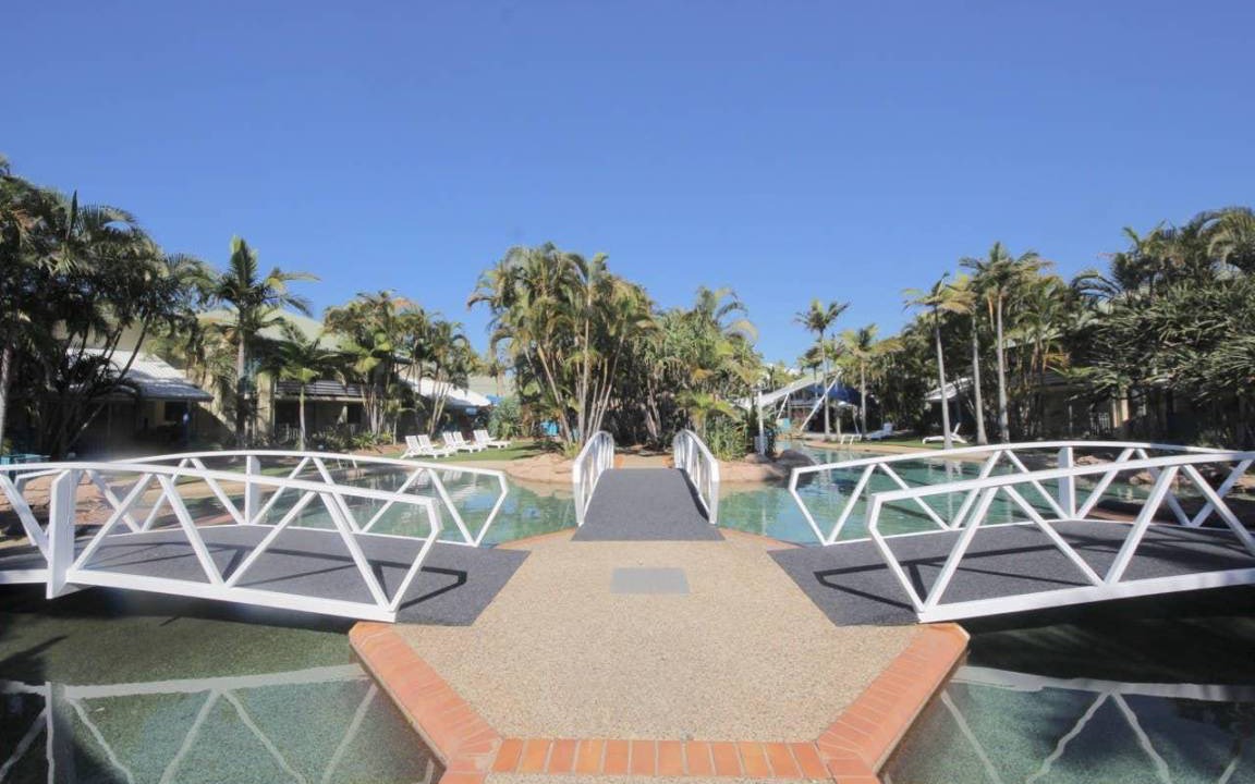 Mermaid Beach Apartment | 120 m² Apartment ∙ 2 bedrooms ∙ 4 guests