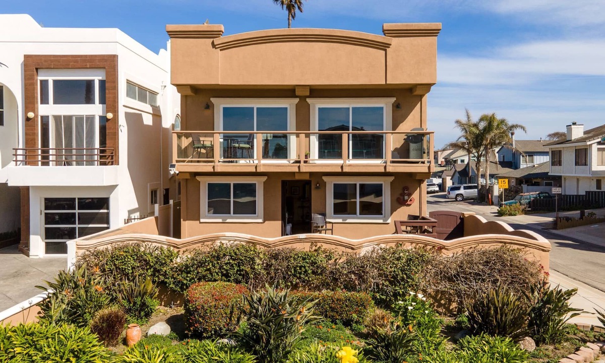 Silver Strand House | 1200O - Strand By Me w/Top Deck Ocean Views!