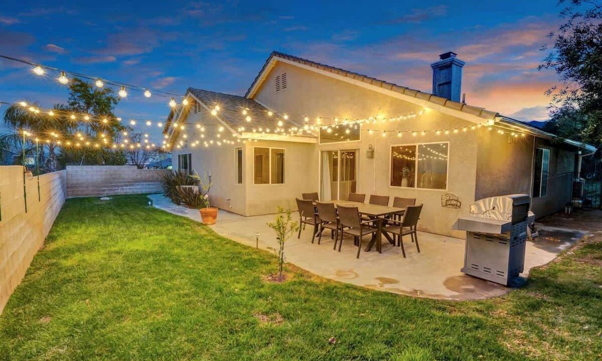 Stevenson Ranch House | 127 Beautiful Stevensons Ranch Home Magic Mountain