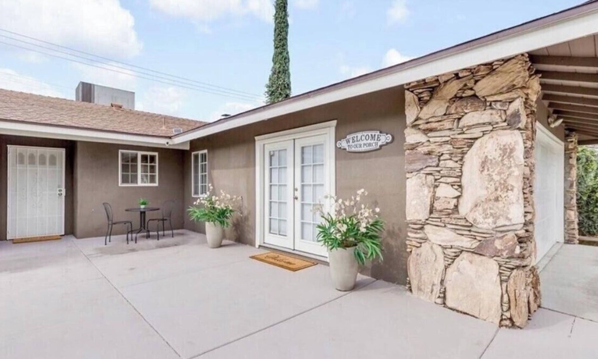 Loma Linda House | 2-Bedroom Pool House in Loma Linda, CA