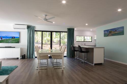 Long Beach Bed & Breakfast | 2 Bedroom Studio - Korindi BnB - Batemans Bay Area