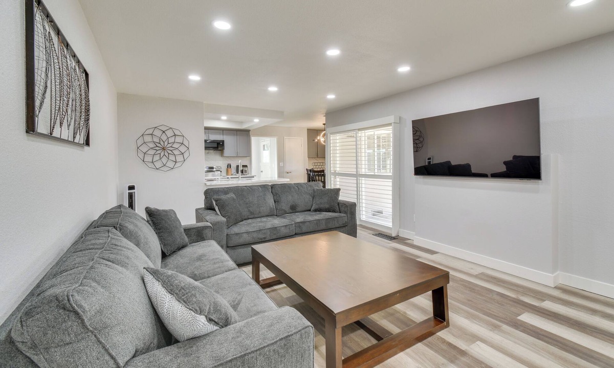 Merced House | 2 Mi to UC Merced: Modern Home w/Private Yard