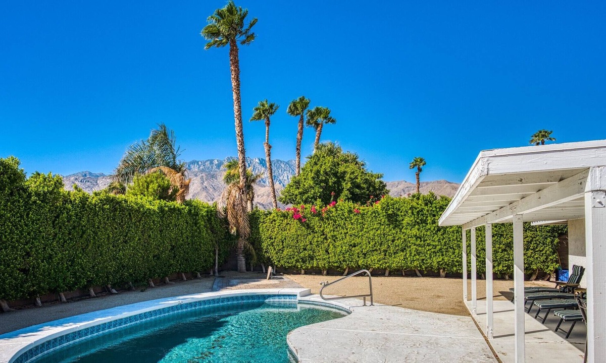 Desert Park Estates House | 2 STYLISH PALM SPRINGS VILLAS, 7BR, 5BA, w private Pool, Spa, Views. Sleep 14.