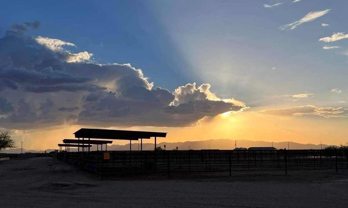 Wickenburg House | 20 acre Wickenburg Arizona Equine Facility