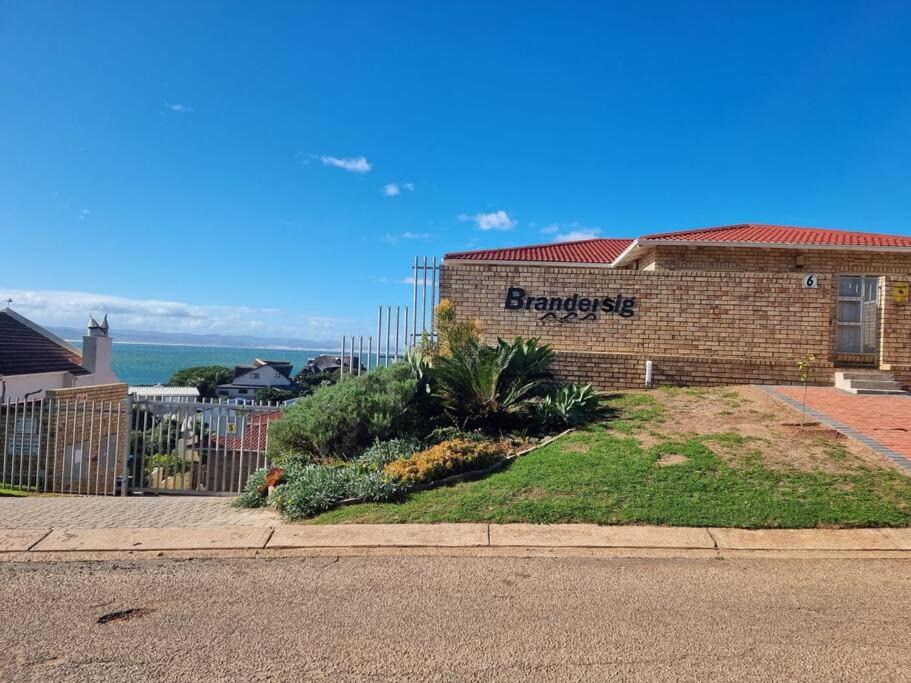 Wavecrest Apartment | 20 Brandersig