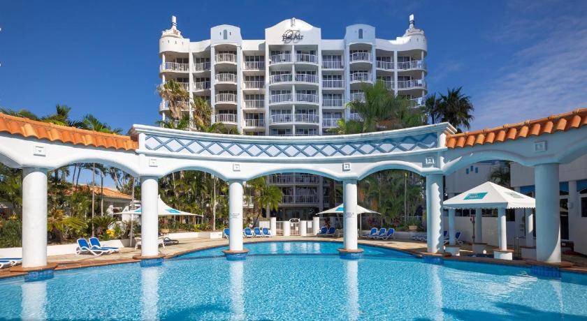 Broadbeach Hotel | 273 m² Hotel ∙ 3 bedrooms ∙ 127 guests