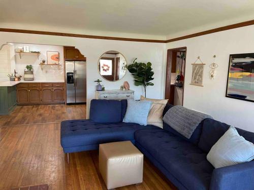 Harbor House | 2BR LA Beach City House With Gym & Tesla Charging