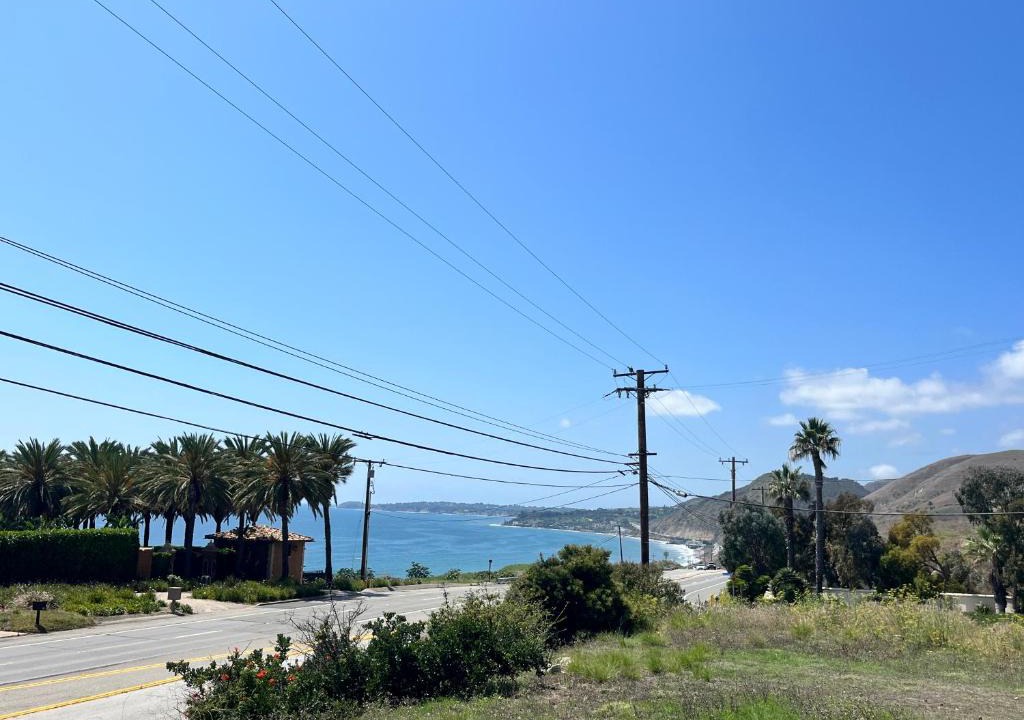 Central Malibu House | 30 PCT OFF! Malibu Villa, Ocean View, Beach, Hiking