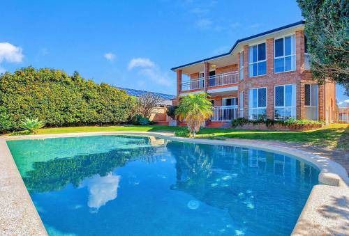 Mermaid Waters House | 399 m² House ∙ 5 bedrooms ∙ 10 guests