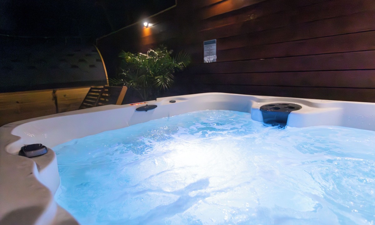 San Onofre House | 3bd/2.5bath house+Ocean Views,Spa, Sauna,Fire Pit & Huge backyard