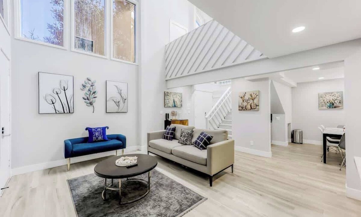 Menlo Park Condo | 497-Upscale Home w/AC & Patio near Meta & Stanford