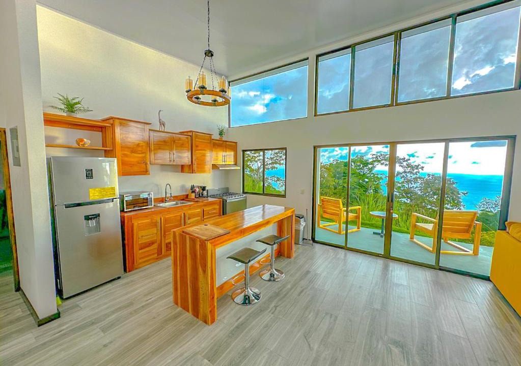 Ballena Villa | 4bd Panoramic Ocean View CASA LORO