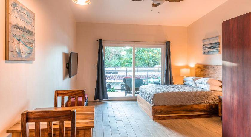 Palm Beach Estates Hotel | 50 m² Hotel ∙ 2 guests