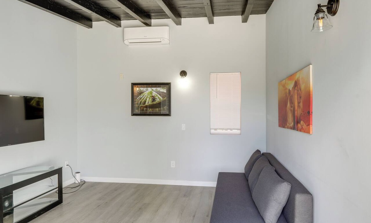 Frazier Park Apartment | 6 Mi to Hiking: Apartment in Frazier Park