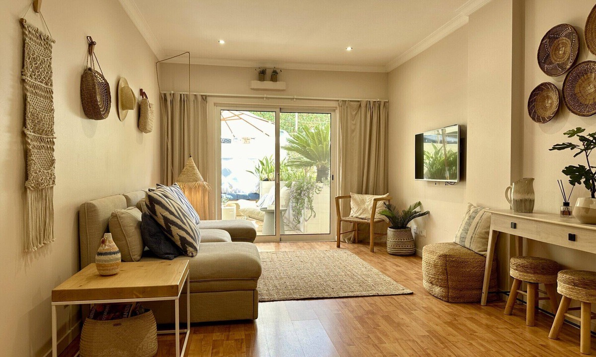 Mato Serrao Ski Chalet | 6B Fabrica velha APARTMENT CLOSE TO THE BEACH