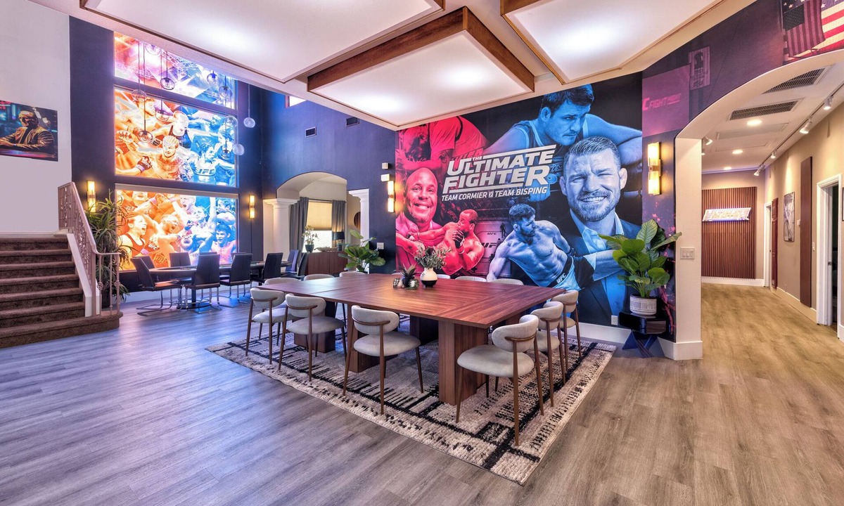 Spring Valley House | 777Rentals - 10BR/7BA - West Strip Paradise - Stay where TUF 33 and TUF 34 were filmed!