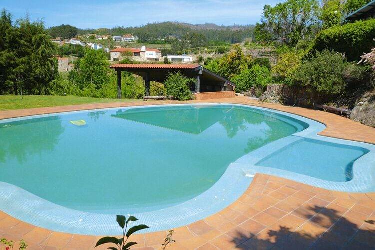 Macieira de Cambra House | 85 m² House ∙ 2 bedrooms ∙ 4 guests