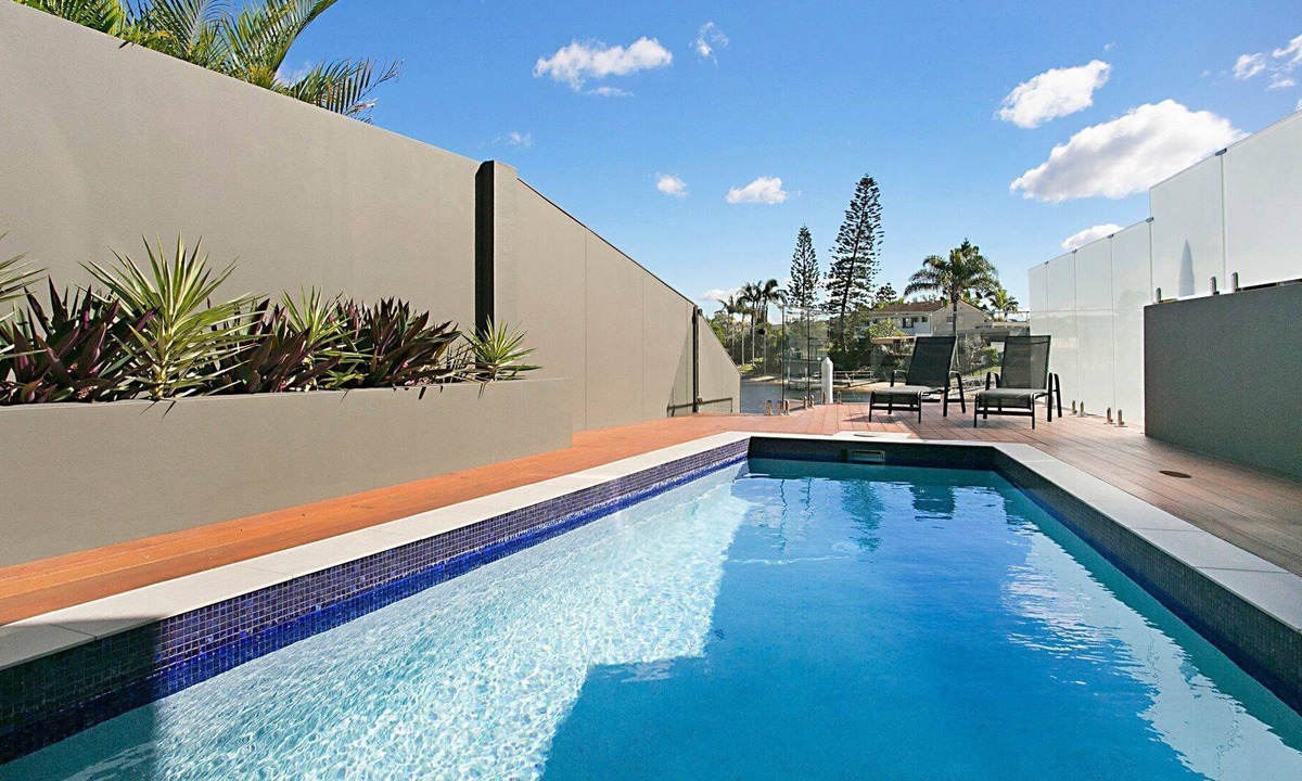 Mermaid Waters House | A PERFECT STAY - Ray of Sunshine
