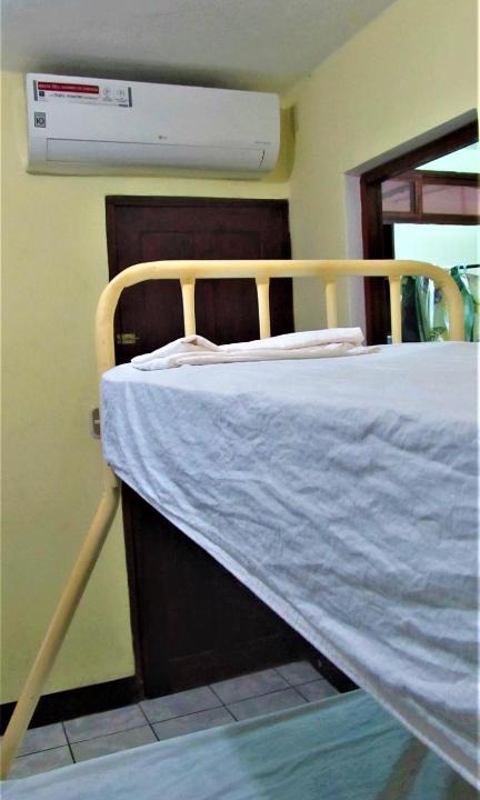 San Juan del Sur House | AC Room 4 Persons Hospedaje Don Wilfredo