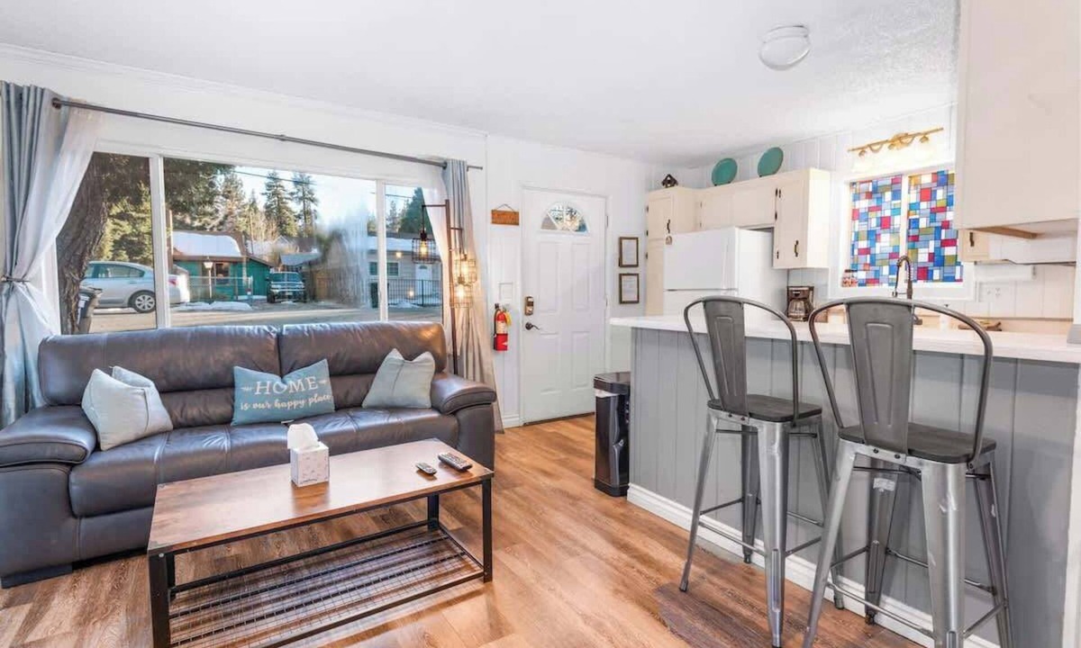 Big Bear City House | Aerobear Den Fenced Pup Friendly | LOCATION