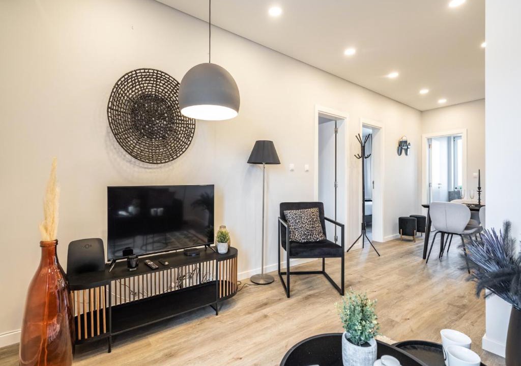 Santo Condestavel Apartment | Akicity Ourique Onyx