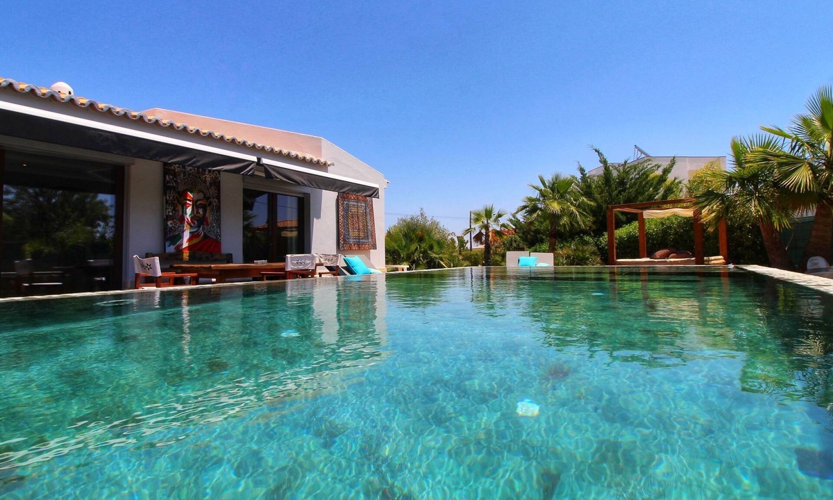 Alcalar House | Algarve Pool Villa by Interhome