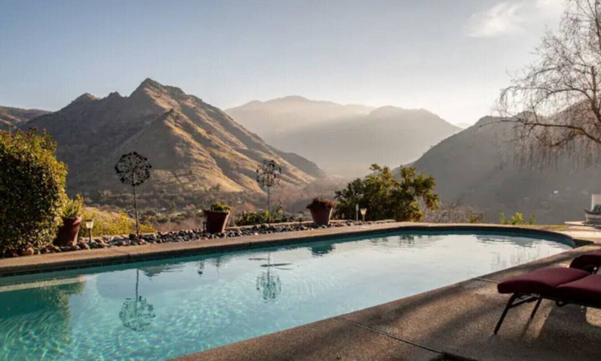 Three Rivers House | ALMOST PARADISE