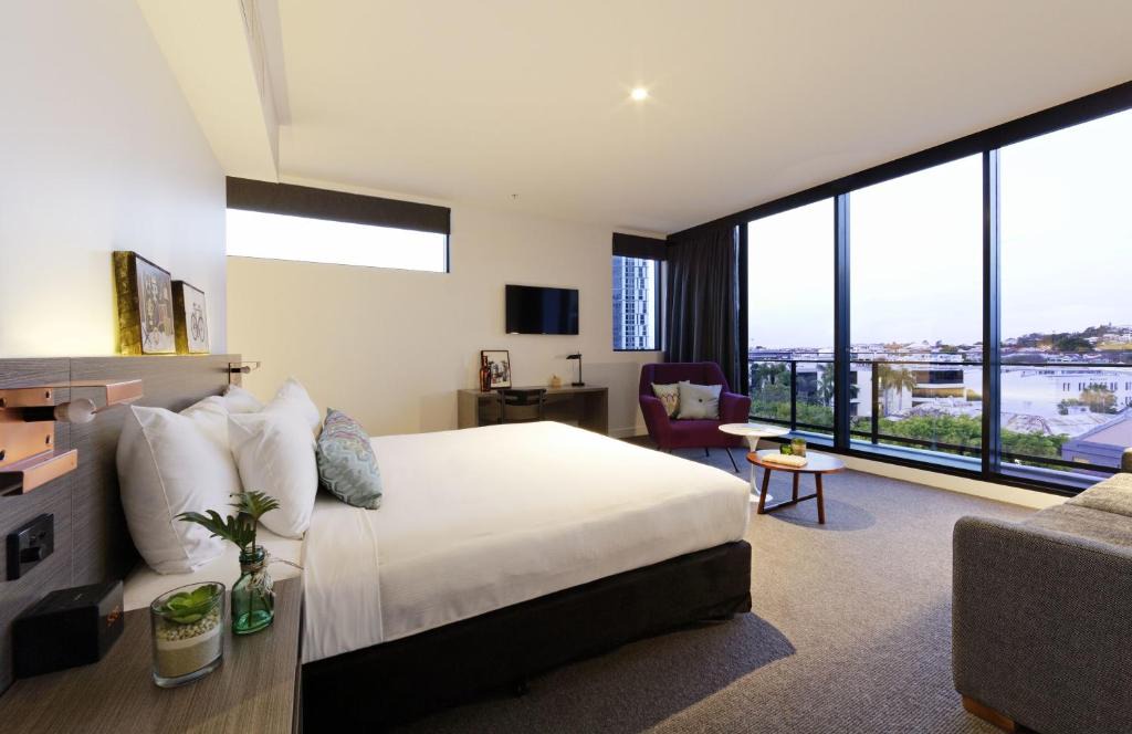 Fortitude Valley Hotel | Alpha Mosaic Hotel Fortitude Valley Brisbane