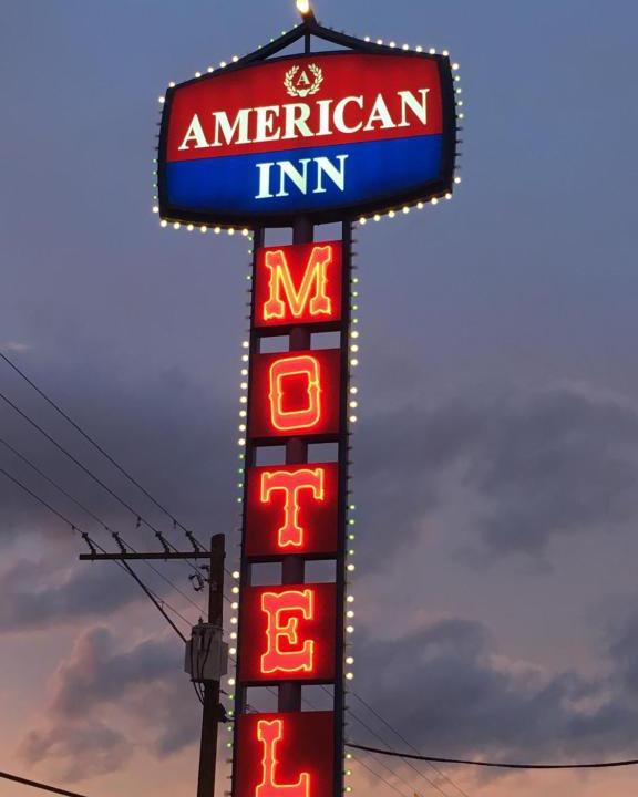 Sunrise Manor Hotel | American Inn