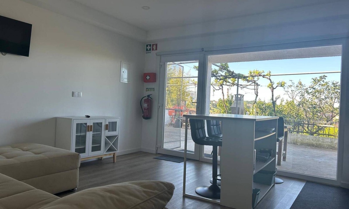 Santo Antonio dos Olivais House | Apartamento T2 com Terraço