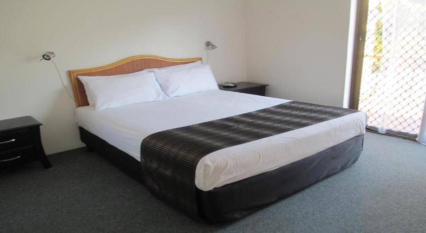 Broadbeach Waters Apartment | Apartment ∙ 2 bedrooms ∙ 6 guests