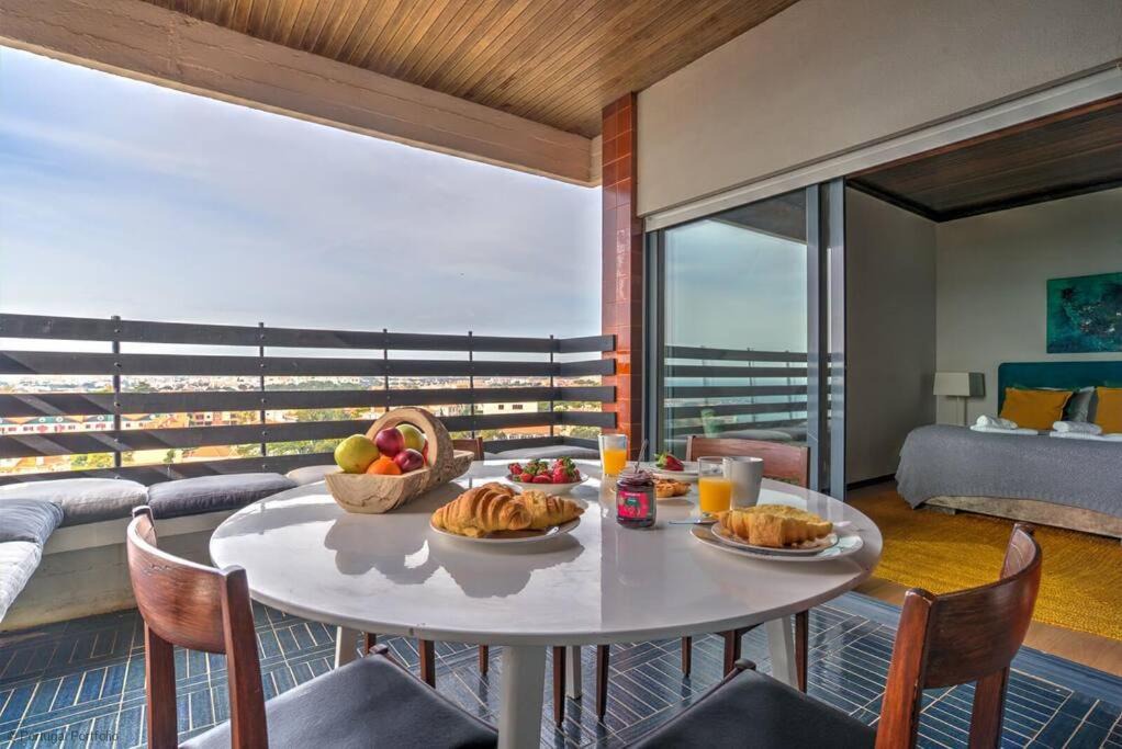 Estoril Apartment | Atlantic Views