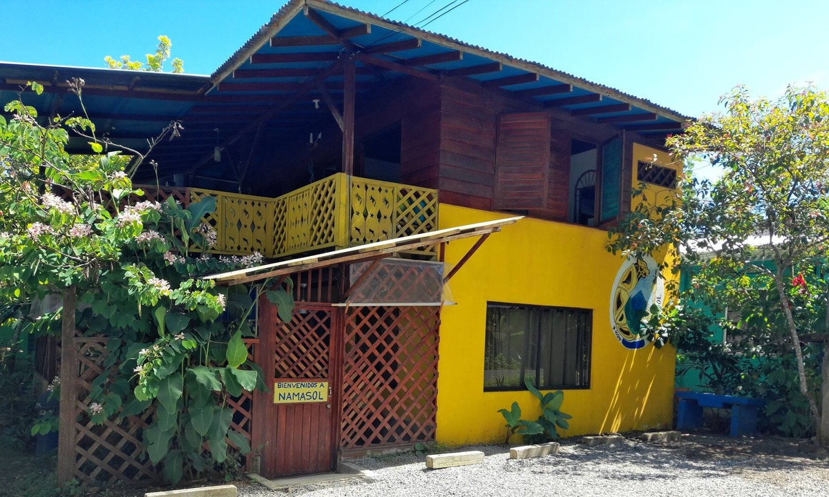 Manzanillo House | Beach house for 10Experience indoor outdoor life where the jungle meets the sea.