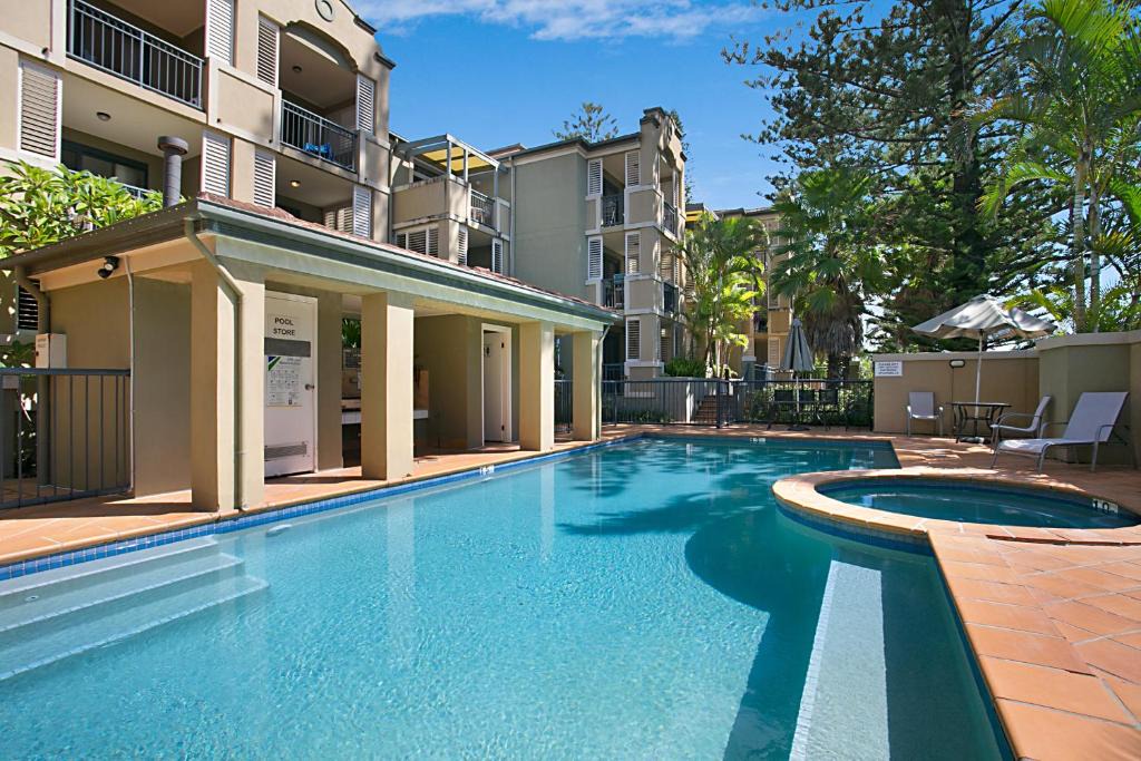 Mermaid Beach Apartment | Beaches On Wave Street