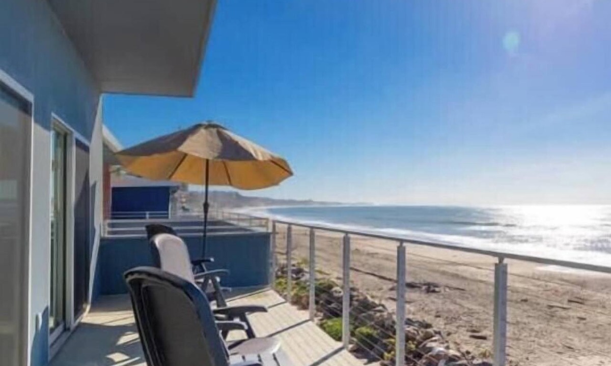 Rio del Mar House | Beachfront Rio Del Mar Home - 5 bedrooms!