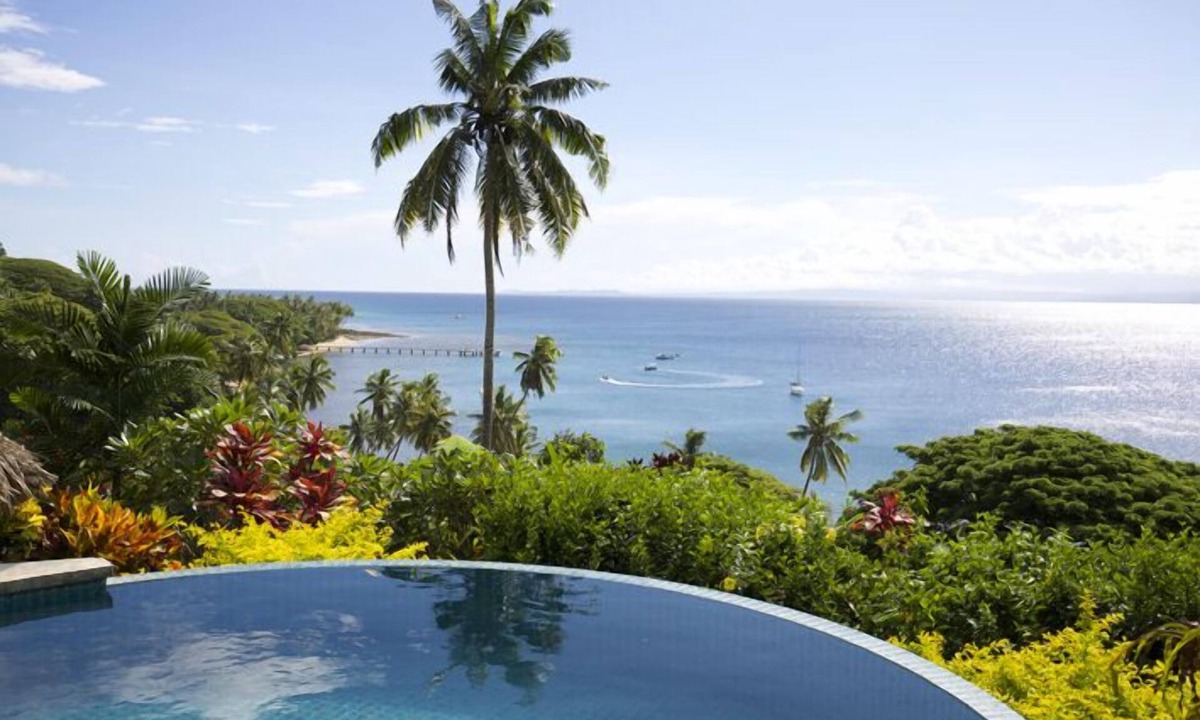 Savusavu House | Beachfront Villa - Private Infinity Pool, Spectacular Views