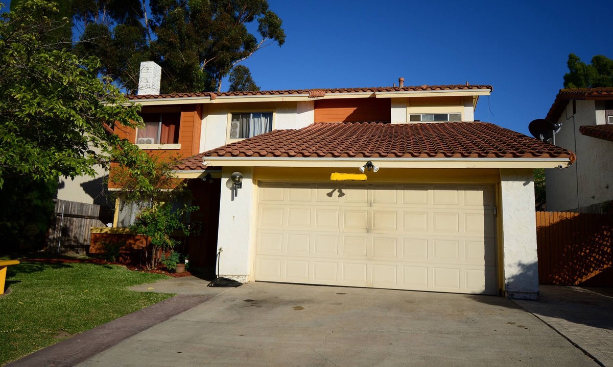 Lemon Grove House | Beautiful 4 bedroom 2.5 bath home
