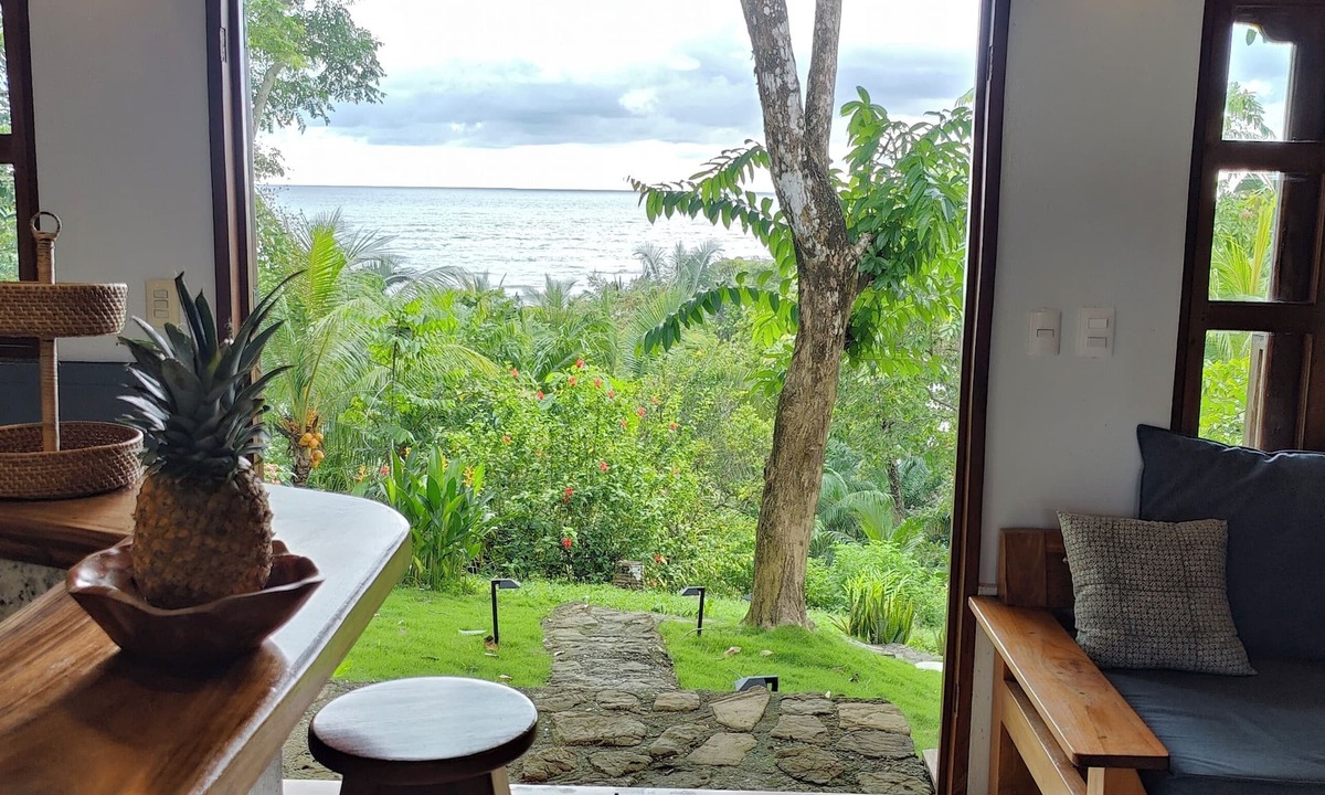 Manzanillo House | Beautiful Beachfront Cottage 3 bed 3 bath