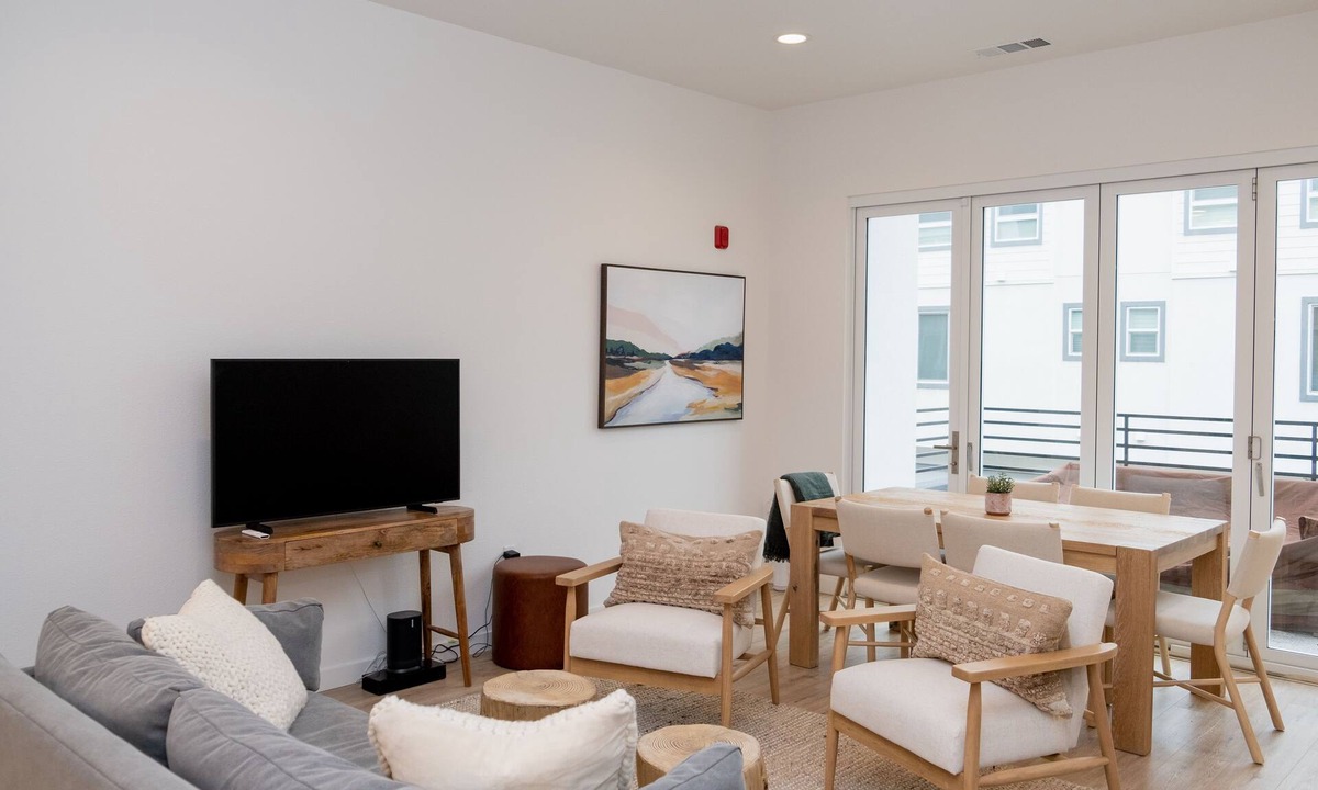 Napa Condo | Beautiful Downtown Napa Condo