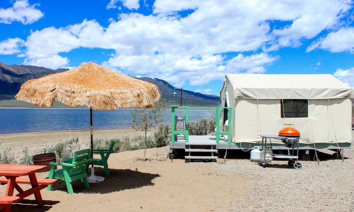 Bridgeport RV Rental | Beautiful Tented Cabin with Stunning Reservoir Views for a Unique Glamping Getaway in Bridgeport, California