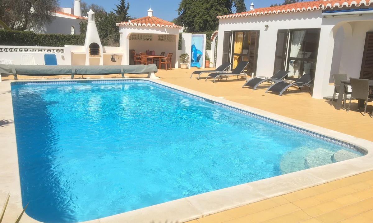 Carvoeiro Villa | Beautiful Villa With Private Pool in quiet Cul de Sac