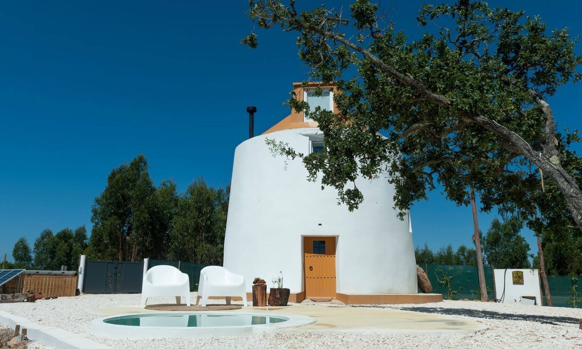 Mafra House | Bee Moinho - One Bedroom House, Sleeps 3