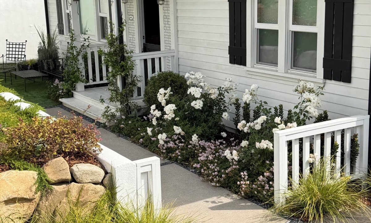 Hope House | Bell Cottage - Charm, Comfort, Ease