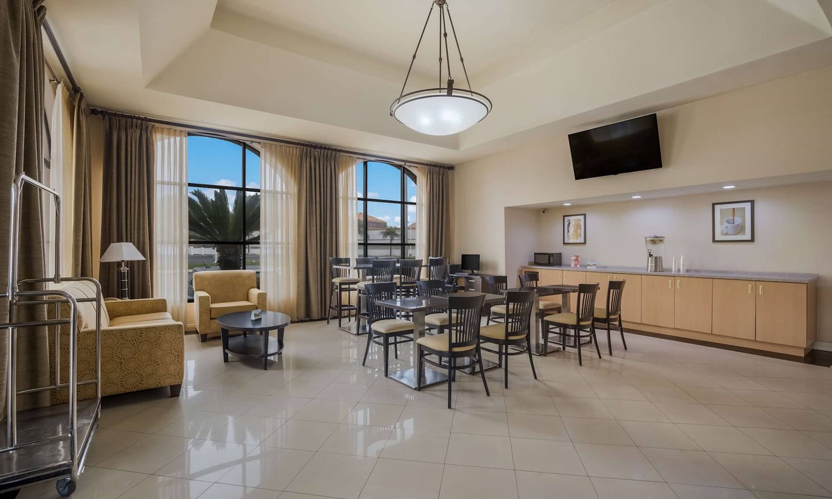 Norwalk Hotel | Best Western Norwalk Inn