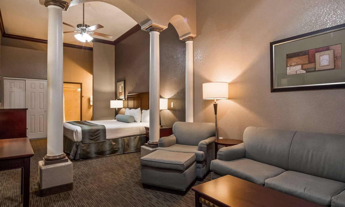 Brawley Hotel | Best Western Plus Main Street Inn