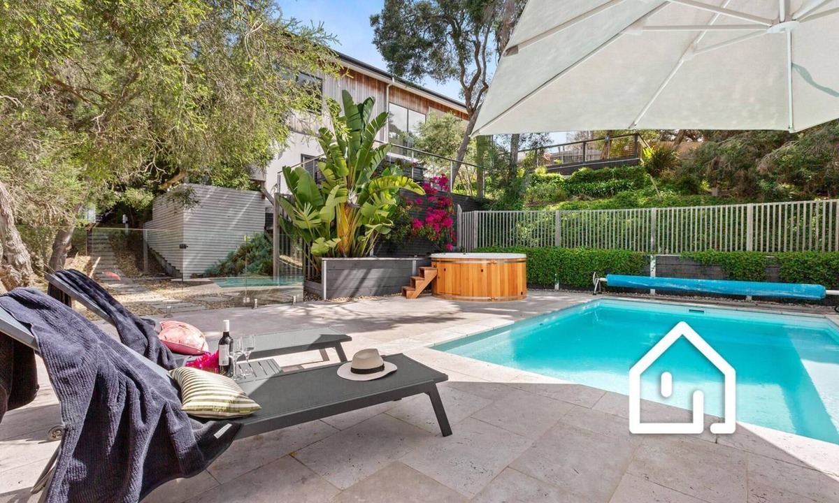 Rye House | Bird House Wellness Retreat *1 NIGHT FREE* Hot Tub, Sauna & Mineral Pool
