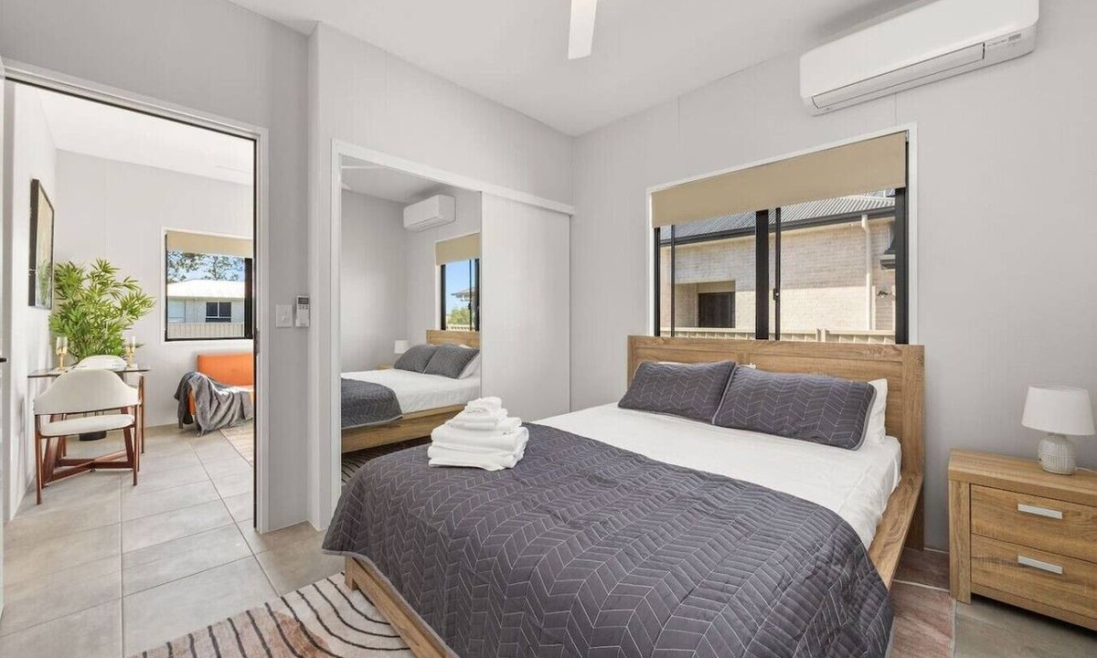 Caboolture House | Brand New - Quiet Retreat work or play